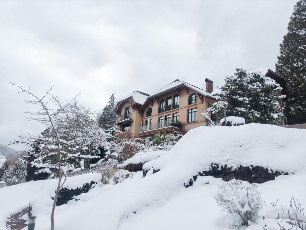 Le Manoir Au Lac Gérardmer Exterior foto